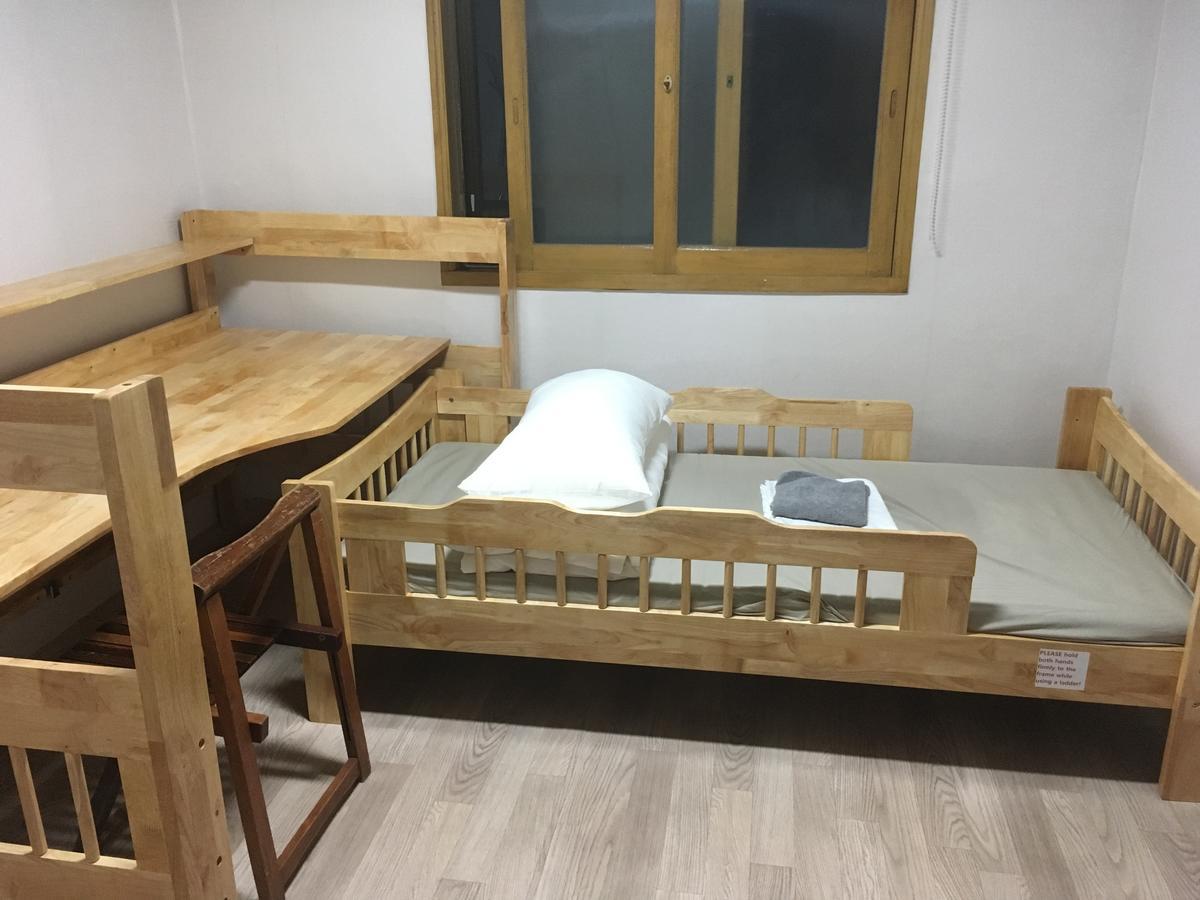 Busan Backpackers Habitación foto